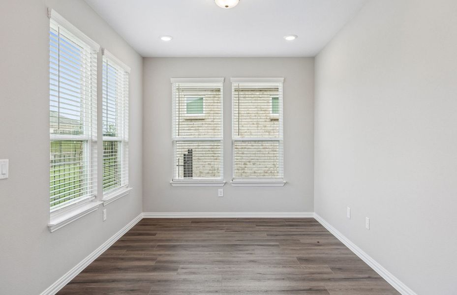 Spacious, unfurnished interior of a new home in Del Webb at Legacy Hills, Celina (Image 19).
