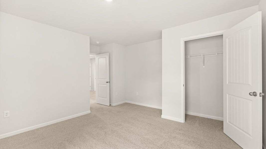 Spacious, unfurnished interior of a new home in Thalley Creek Estates, Cumming (Image 33). Spacious, unfurnished interior of a new home in Thalley Creek Estates, Cumming (Image 33).