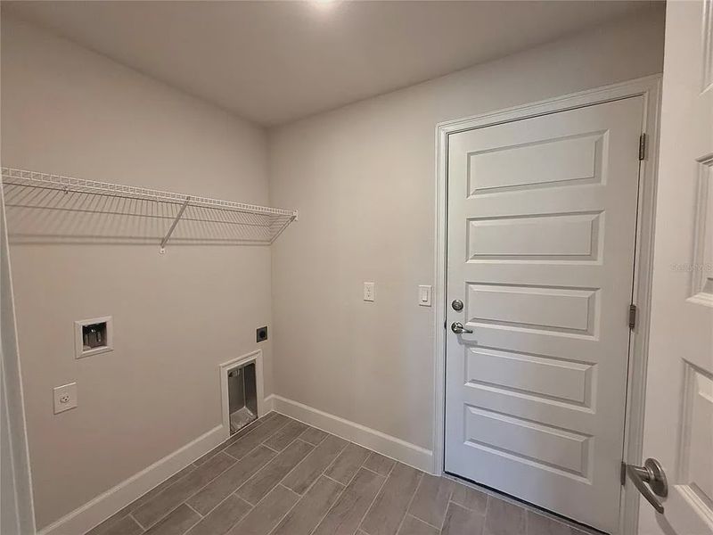 Spacious, unfurnished interior of a new home in Rotonda, Rotonda West (Image 14).