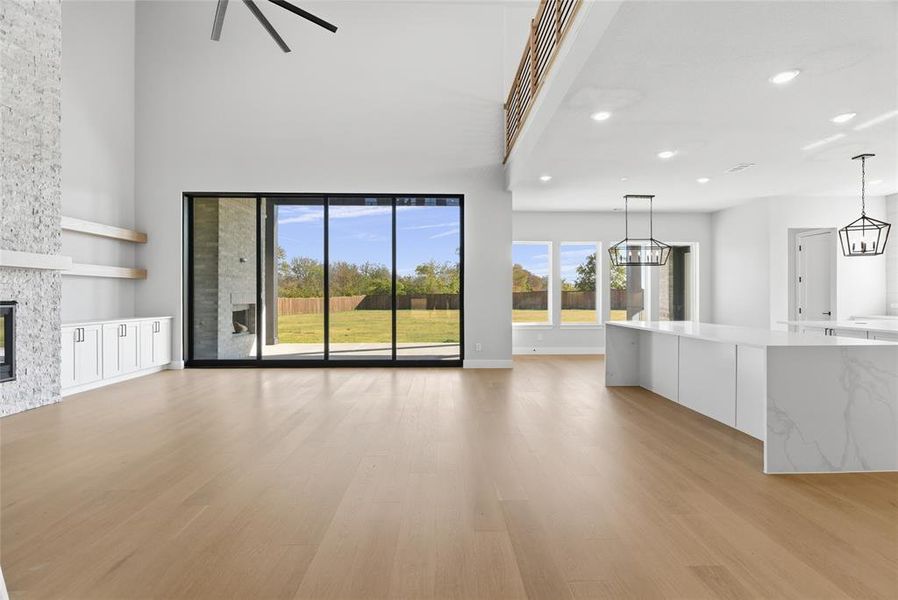 Spacious, unfurnished interior of a new home in Hidden Valley 1, Princeton (Image 34).