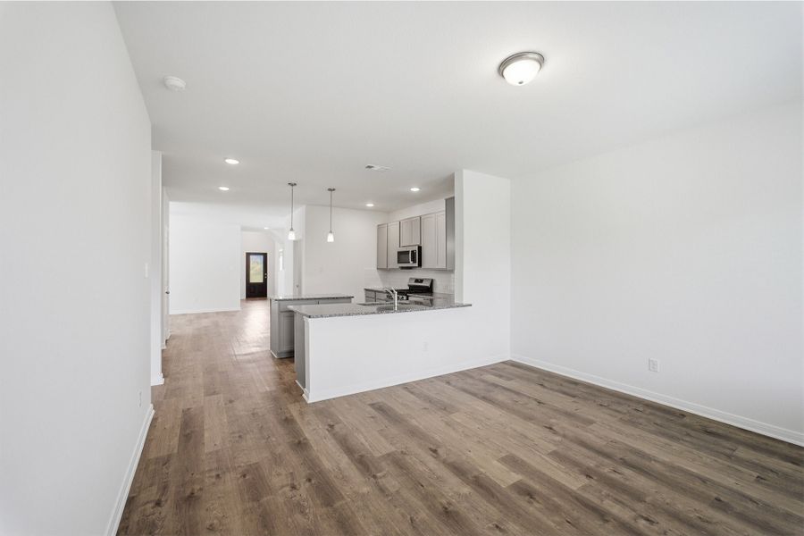 Spacious, unfurnished interior of a new home in Westridge, McKinney (Image 28). Spacious, unfurnished interior of a new home in Westridge, McKinney (Image 28).