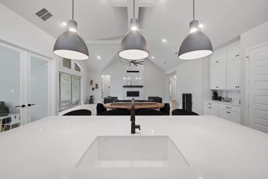 Kitchen sink and Island