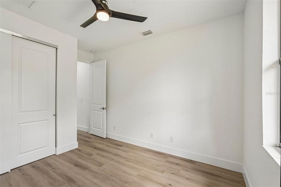 Spacious, unfurnished interior of a new home in , Port Charlotte (Image 34).