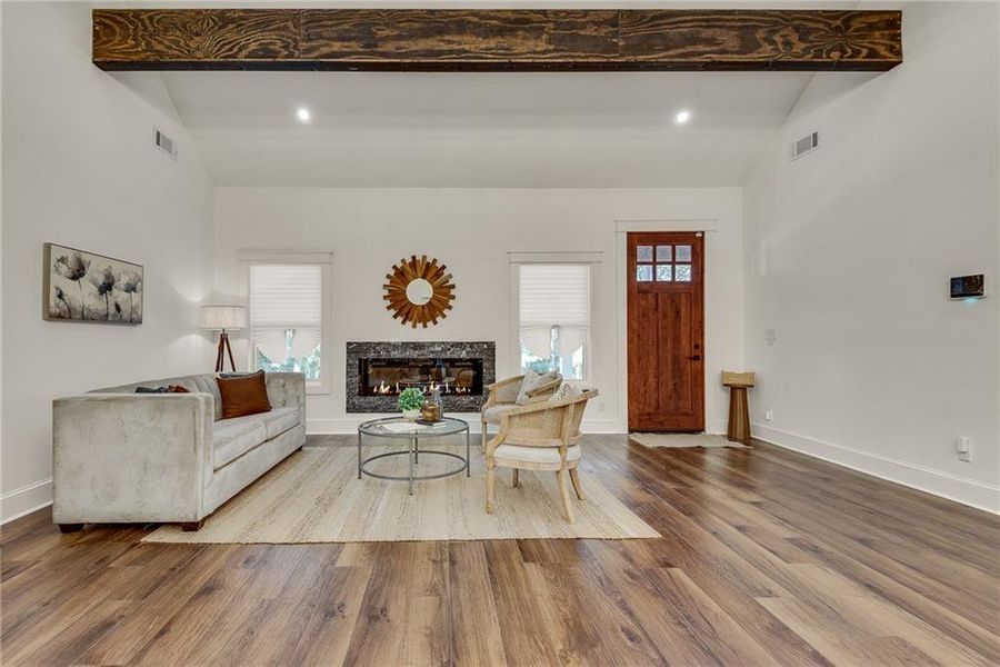 Furnished interior view inside a new home in , Atlanta (Image 39). Furnished interior view inside a new home in , Atlanta (Image 39).