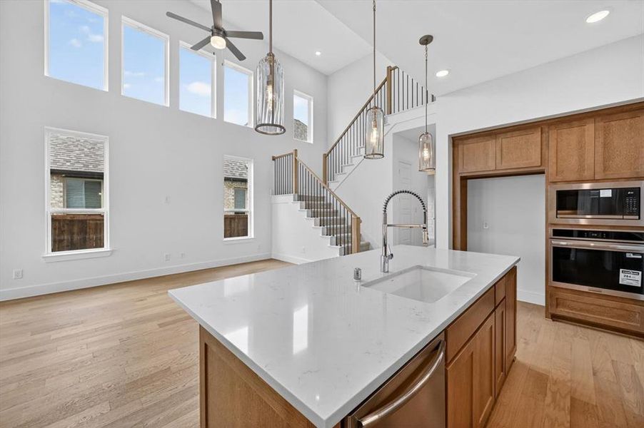 Furnished interior view inside a new home in Sandbrock Ranch, Aubrey (Image 9).