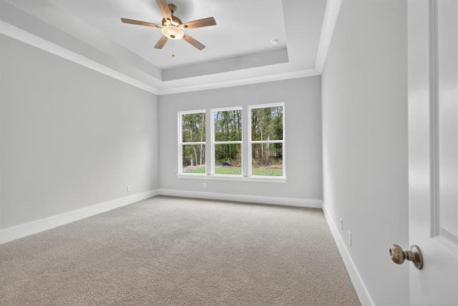 Spacious, unfurnished interior of a new home in Red Bird Manor, Jefferson (Image 24).