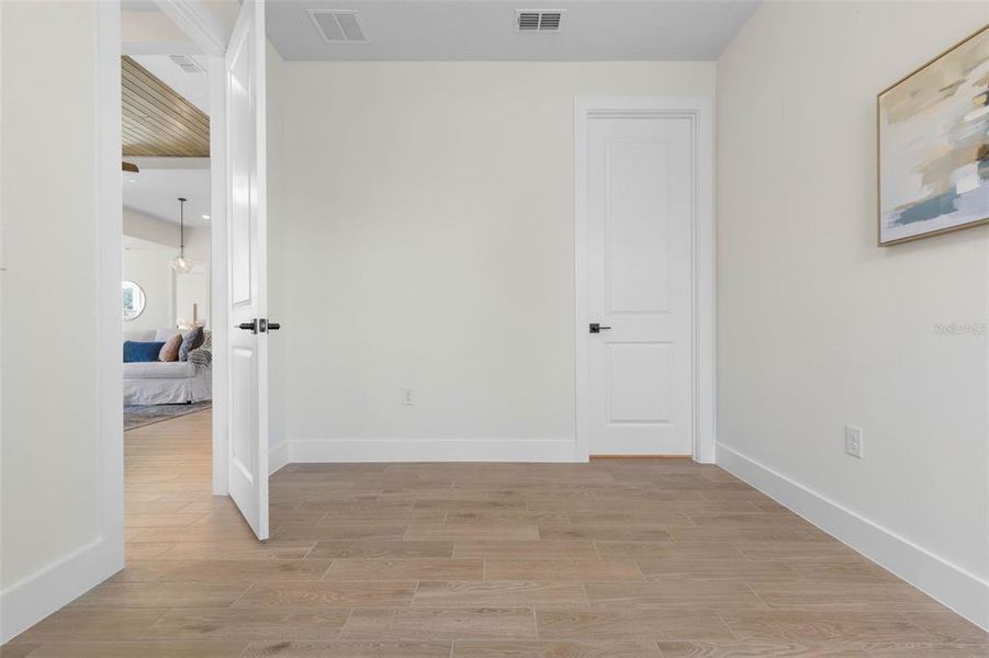 Spacious, unfurnished interior of a new home in , Palm Coast (Image 28).