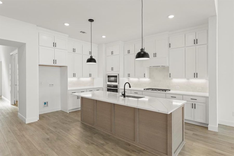 09. 5313 Archeron - Kitchen (2) 09. 5313 Archeron - Kitchen (2)