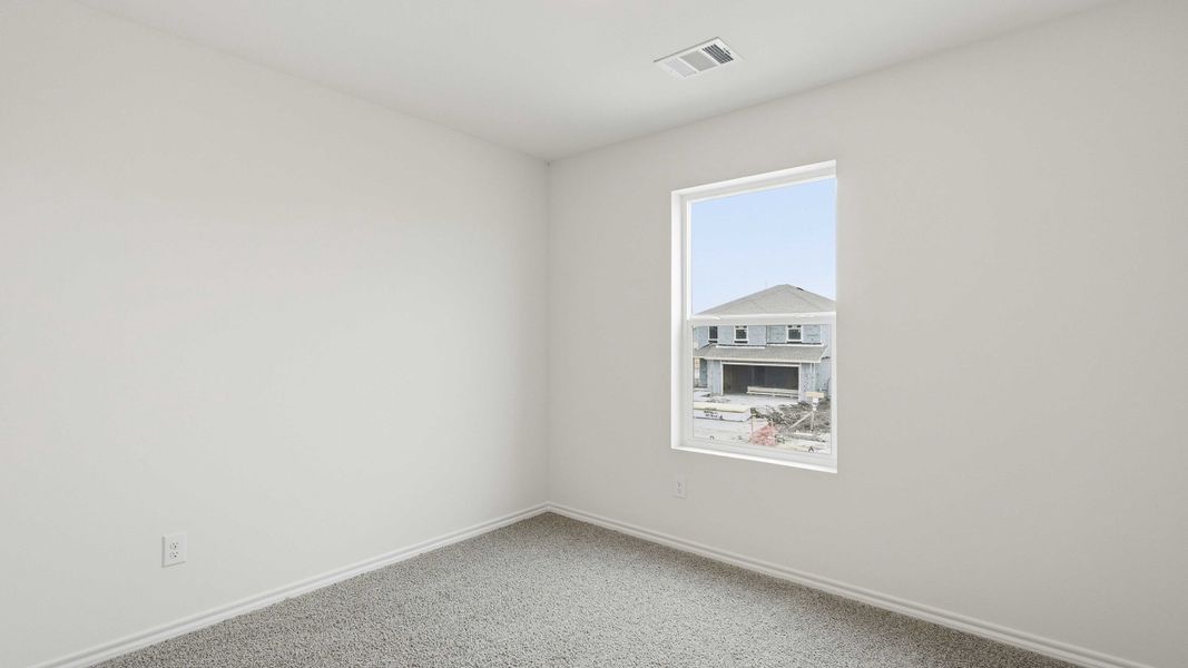Representative unfurnished interior of a home built from the Davis by D.R. Horton in Maplewood Meadows, Forney (Image 19).