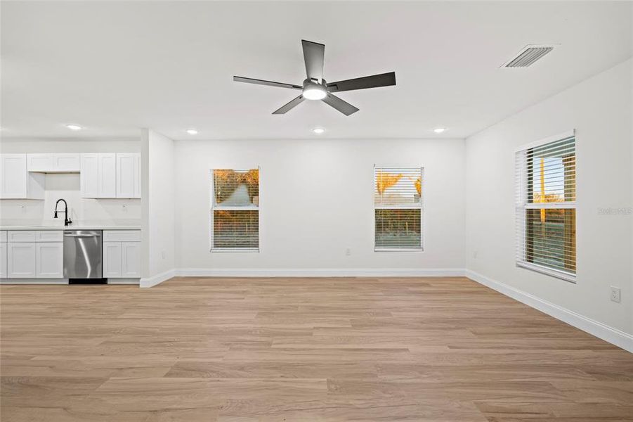 Spacious, unfurnished interior of a new home in , Okeechobee (Image 24).