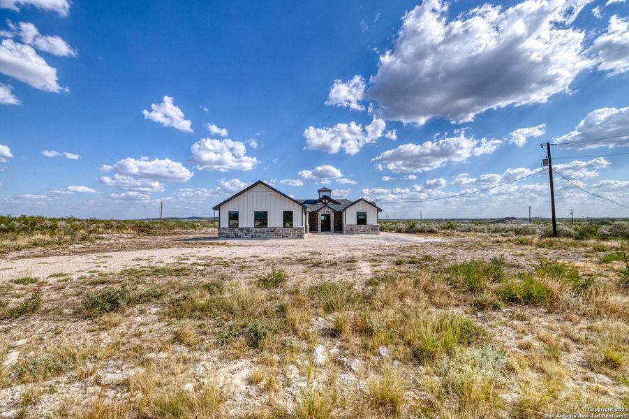 Image 42 of a home in .