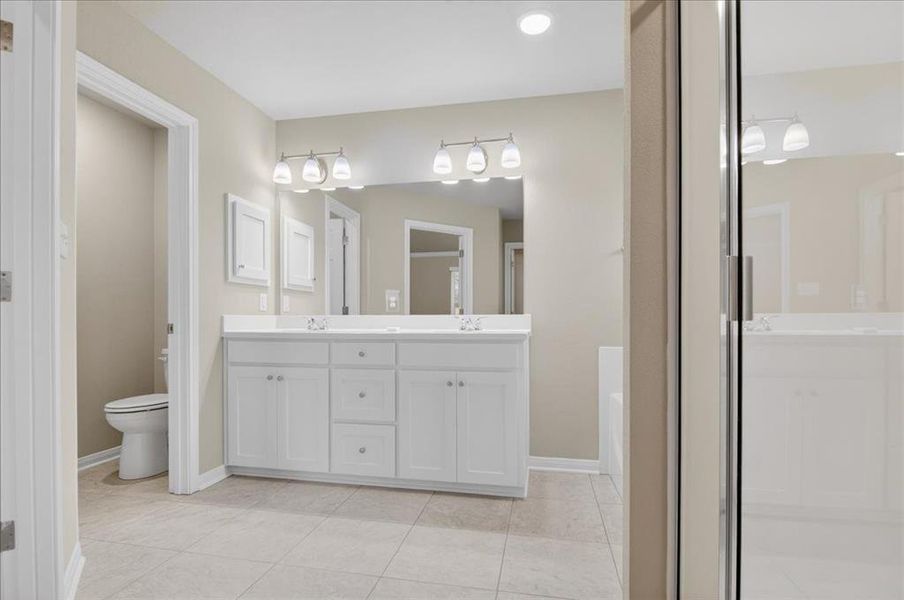 Furnished interior view inside a new home in , Waco (Image 13).