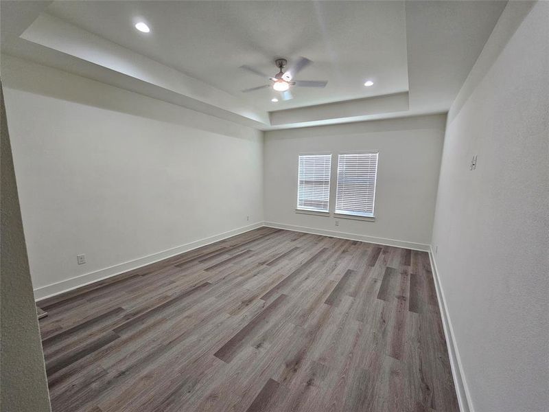 Spacious, unfurnished interior of a new home in , Azle (Image 12).