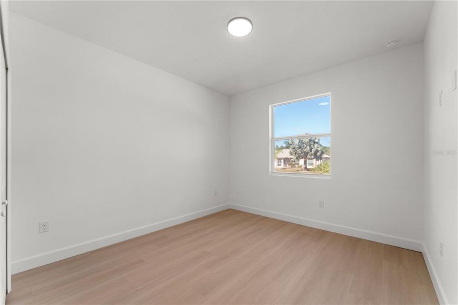 Spacious, unfurnished interior of a new home in , North Port (Image 16).