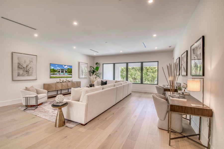 Furnished interior view inside a new home in , Palm Beach Gardens (Image 11).