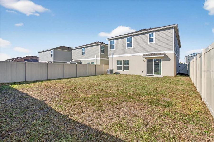 Exterior details and patio area of a home in Pasadena Point, Wesley Chapel (Image 3). Exterior details and patio area of a home in Pasadena Point, Wesley Chapel (Image 3).