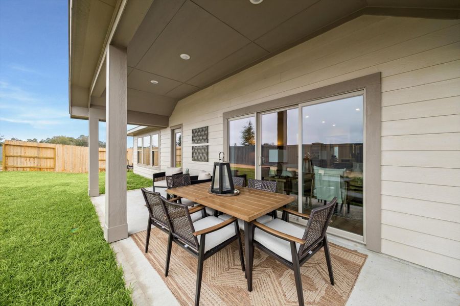 Representative exterior details of a home built from the Harding by Autograph Homes in Sundance Cove, Crosby (Image 3).