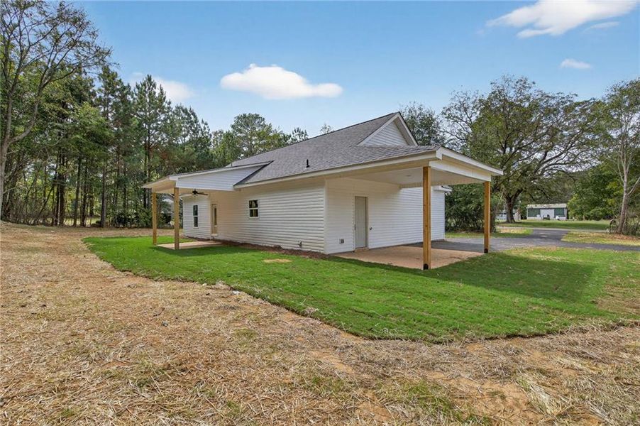 Exterior details and patio area of a home in , Buchanan (Image 18).