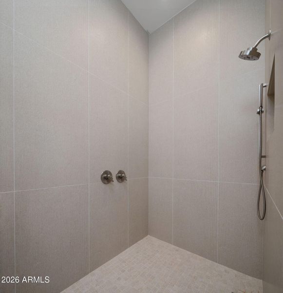 16-web-or-mls-IMG_9275