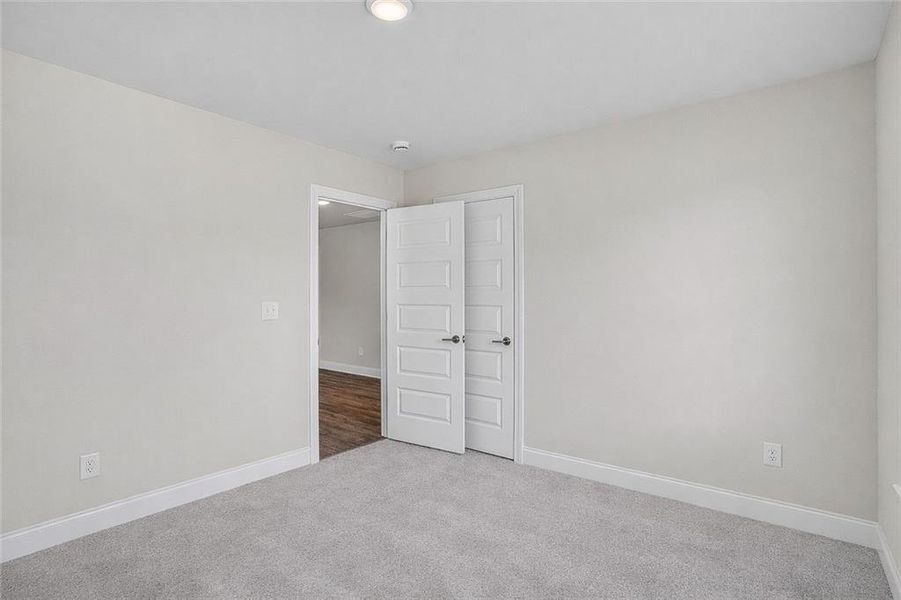 Spacious, unfurnished interior of a new home in Waters Edge, Mansfield (Image 12).