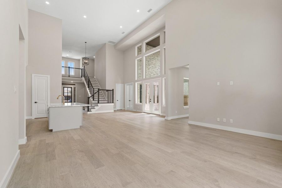 Spacious, unfurnished interior of a new home in Katy Court 60', Katy (Image 13). Spacious, unfurnished interior of a new home in Katy Court 60', Katy (Image 13).