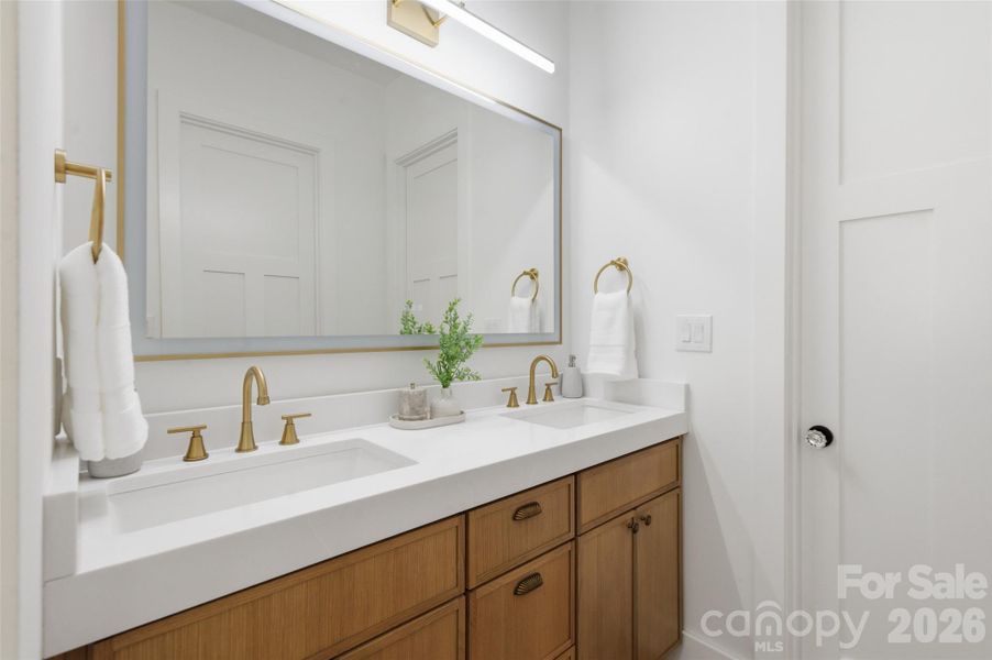 Image 40 of a home in .