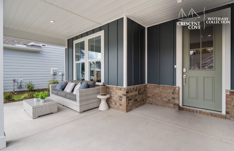 Representative exterior details of a home built from the Stardom - Waterway Collection by Pulte Homes in Crescent Cove, Myrtle Beach (Image 21).