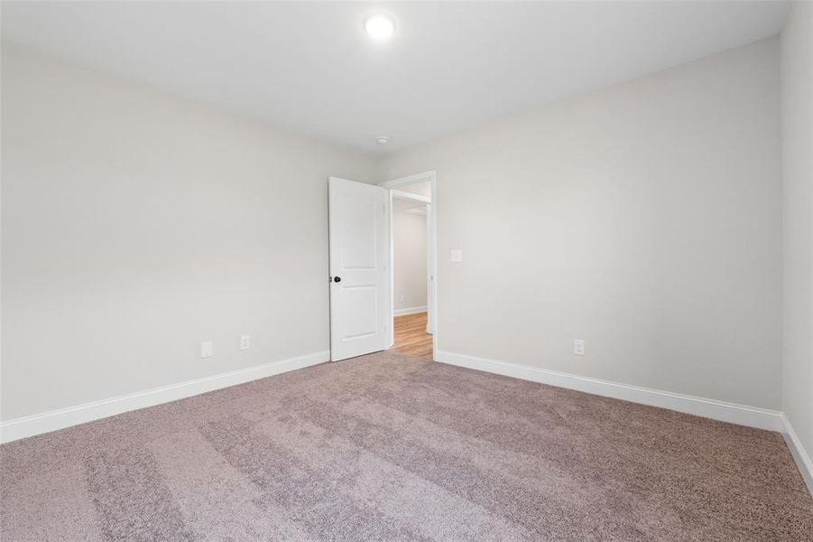 Spacious, unfurnished interior of a new home in Parks at Foster Crossing, Anna (Image 18). Spacious, unfurnished interior of a new home in Parks at Foster Crossing, Anna (Image 18).