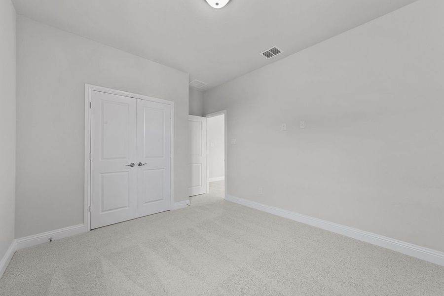 Image 28 of a home in Symmetry 37s.