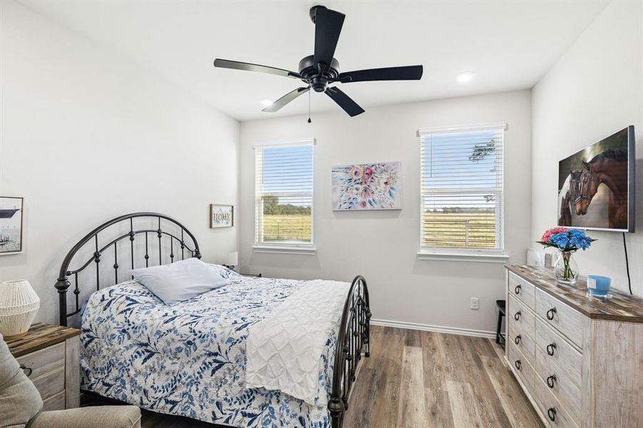 Furnished interior view inside a new home in , Leonard (Image 35).