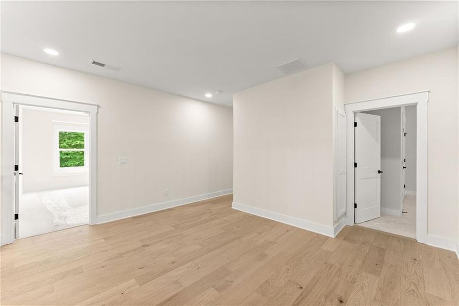 Spacious, unfurnished interior of a new home in , Hoschton (Image 51).