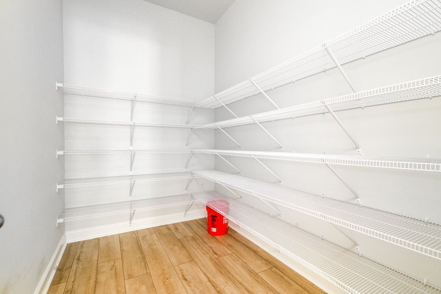 Spacious, unfurnished interior of a new home in , Summerville (Image 38).