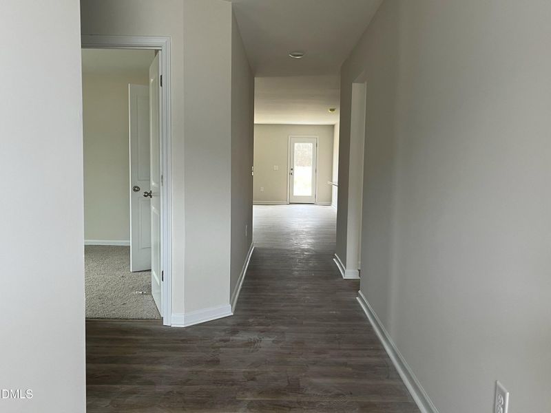 Lot 88 (01_23_26) (Foyer) Lot 88 (01_23_26) (Foyer)