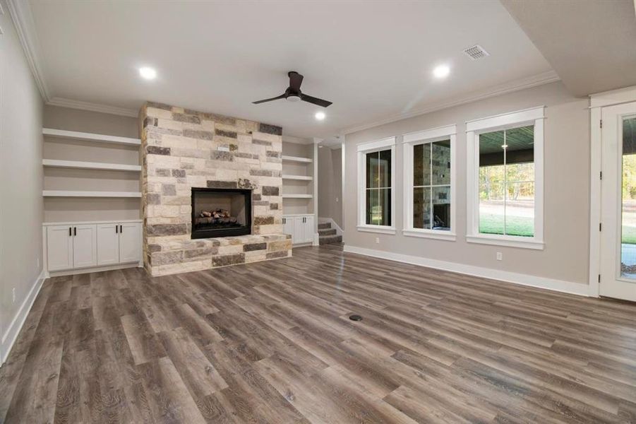 Spacious, unfurnished interior of a new home in , Bullard (Image 17).