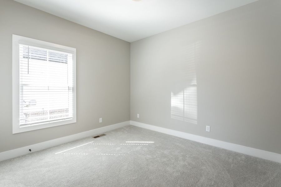 Representative unfurnished interior of a home built from the Autumnbrook A by Riverstone Construction, LLC in Pine Ridge, Soddy-Daisy (Image 50).