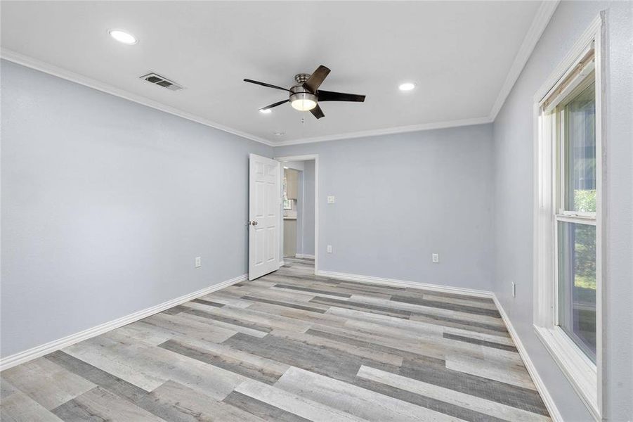 Spacious, unfurnished interior of a new home in , Brownwood (Image 9). Spacious, unfurnished interior of a new home in , Brownwood (Image 9).
