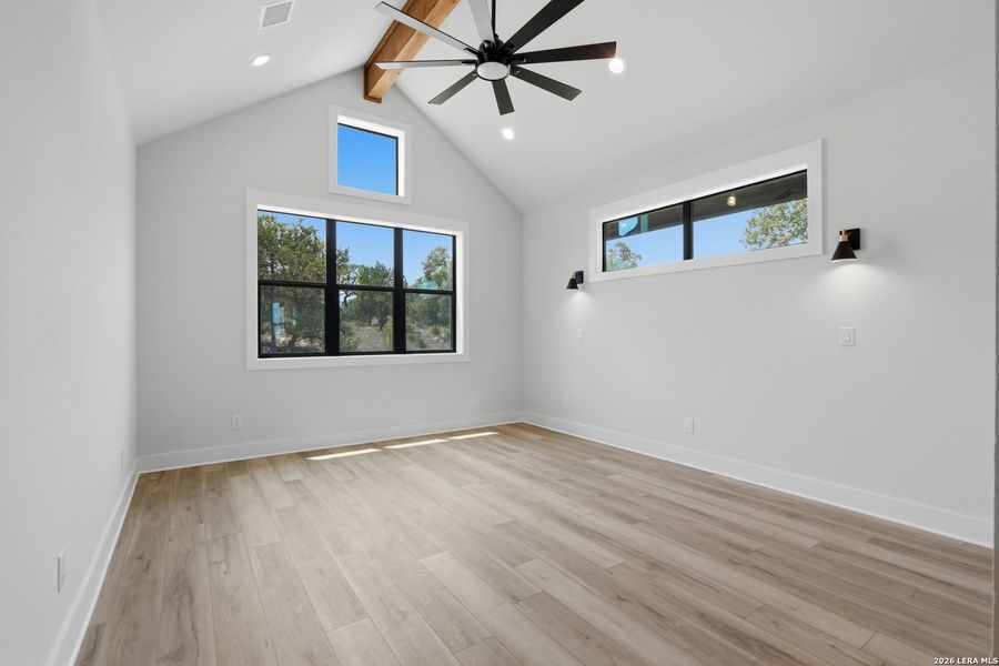Spacious, unfurnished interior of a new home in , Spring Branch (Image 24).