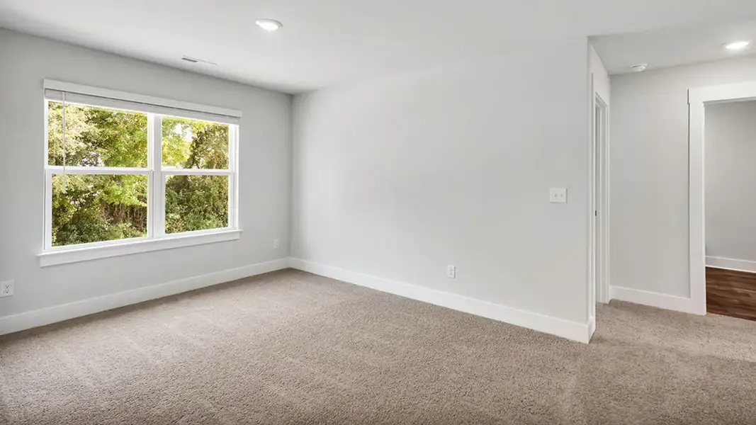Spacious, unfurnished interior of a new home in Merchant Point, Jacksonville (Image 27). Spacious, unfurnished interior of a new home in Merchant Point, Jacksonville (Image 27).
