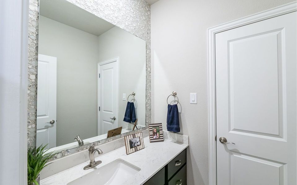 Furnished interior view inside a new home in Arcadia, Brentwood (Image 25).