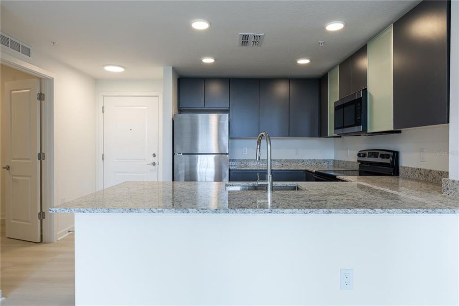 Furnished interior view inside a new home in , Orlando (Image 8).