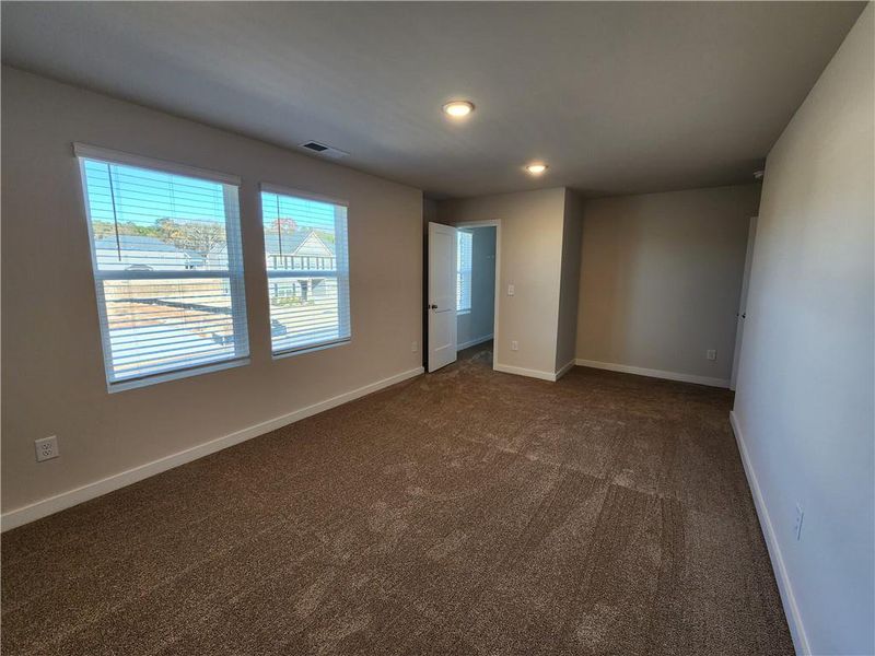Spacious, unfurnished interior of a new home in Southern Hills, McDonough (Image 30). Spacious, unfurnished interior of a new home in Southern Hills, McDonough (Image 30).