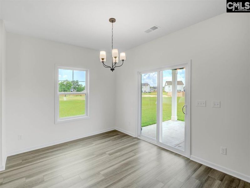 Spacious, unfurnished interior of a new home in Rolling Hills, Prosperity (Image 15).