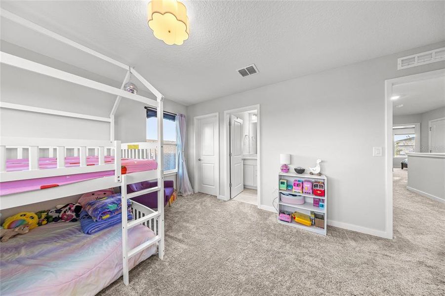 Image 43 of a home in .