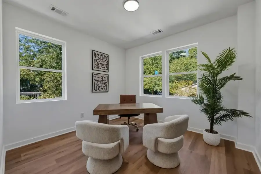 Furnished interior view inside a new home in , Atlanta (Image 14).