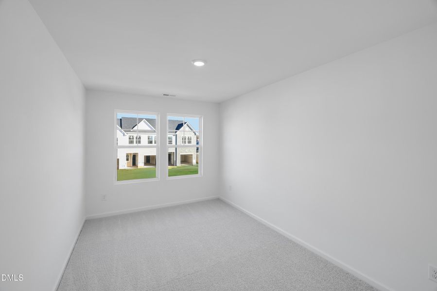 SUN_LawsonTownes_Pic_Cameron_bed3_2of2