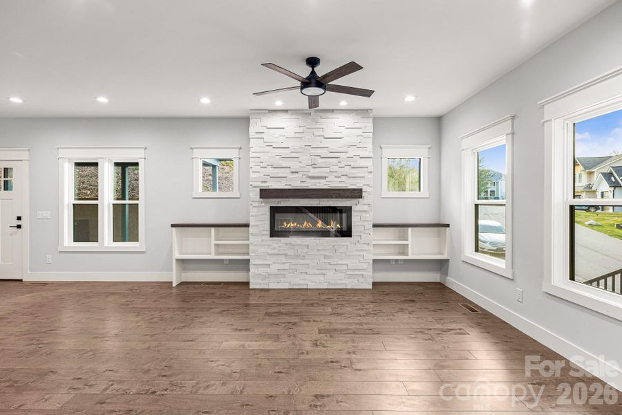 Spacious, unfurnished interior of a new home in , Arden (Image 23).