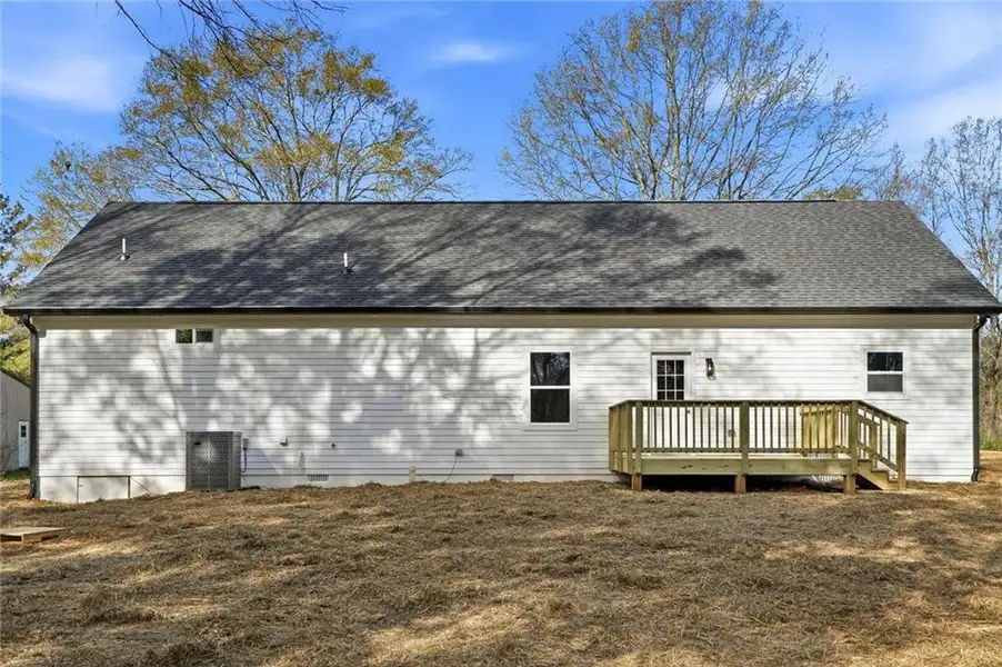 Exterior details and patio area of a home in , Griffin (Image 3).