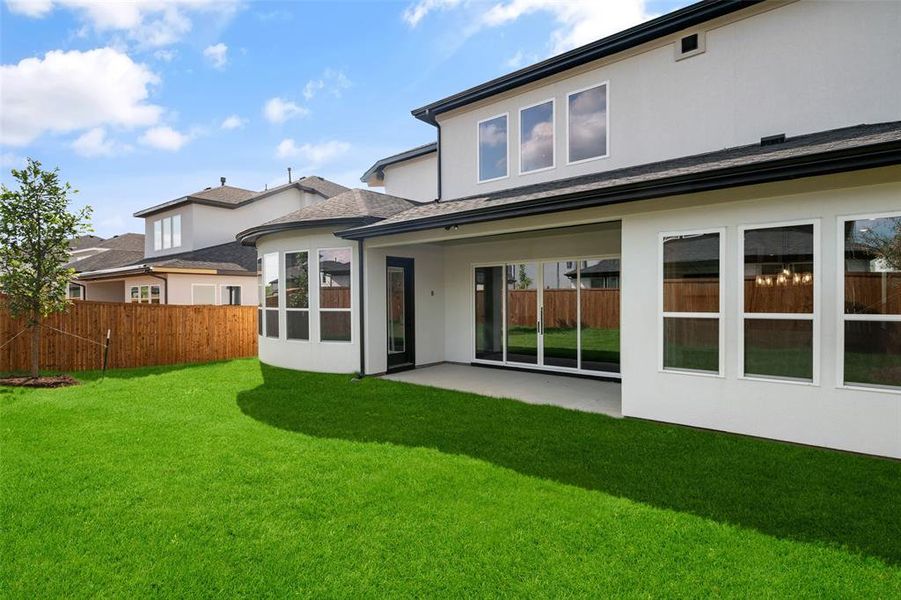 Exterior details and patio area of a home in , Frisco (Image 27).