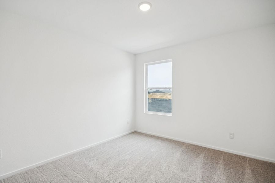 Spacious, unfurnished interior of a new home in Montgomery Bend, Montgomery (Image 17).
