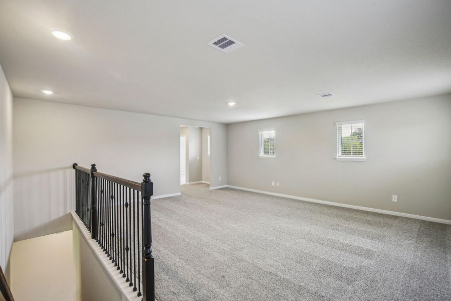 Photo is not of the actual home, but is an inspirational photo of builder’s model home and may depict options, furnishings, and/or decorator features that are not included Photo is not of the actual home, but is an inspirational photo of builder’s model home and may depict options, furnishings, and/or decorator features that are not included